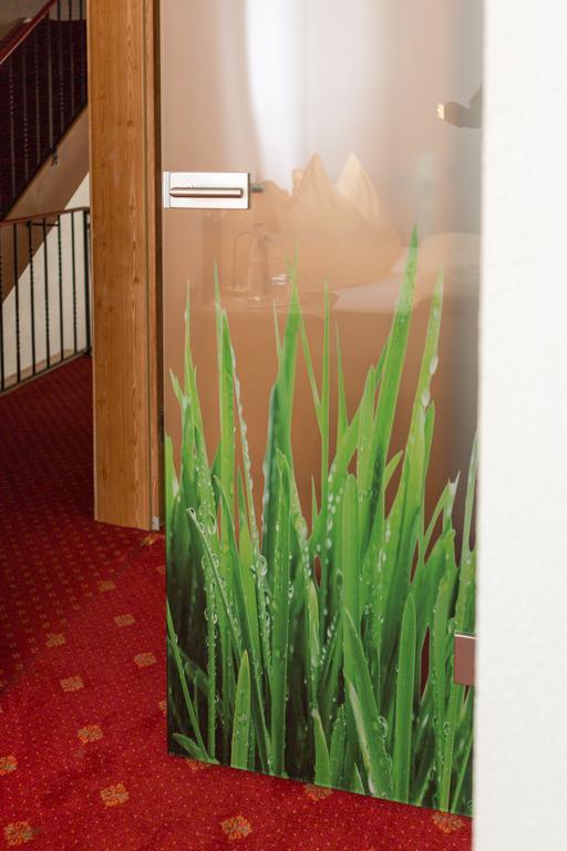 Hotel Zur Eisenbahn Renningen Exteriér fotografie